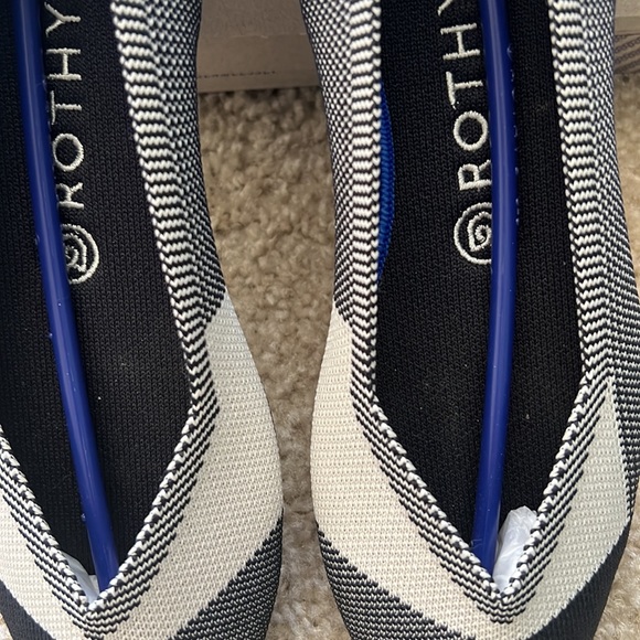 NWT Rothy’s Captoe Black Flats - Picture 4 of 9